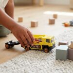 Hotwheels Diecast Scania Rally Truck - Image 3