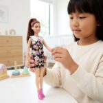 Barbie Doll Black Dress Fashionistas Mattel - Image 2